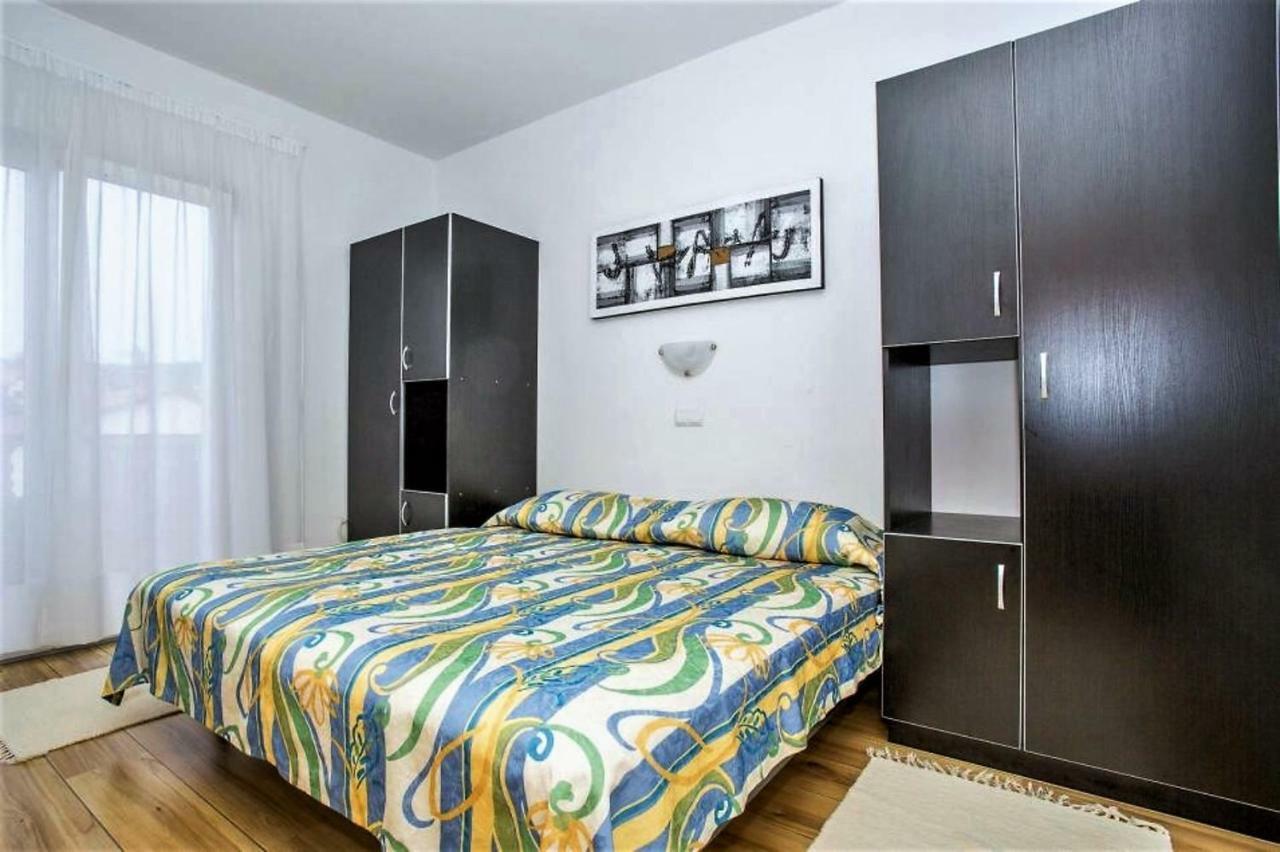 Apartments Macolic ราบ ภายนอก รูปภาพ