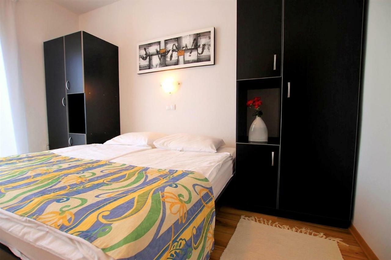 Apartments Macolic ราบ ภายนอก รูปภาพ